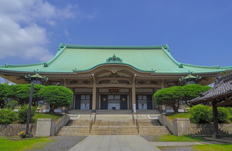 横浜・鶴見区〖供養付き仏壇処分料金 19,800円～〗女性スタッフ在籍　供養代行業者プライムサービス